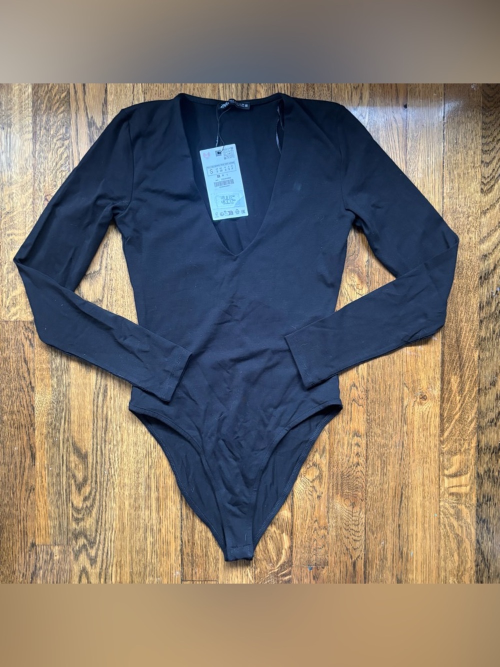 Zara Long Sleeve V-Neck Black Bodysuit NWT
